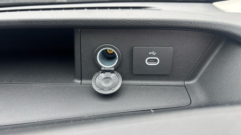 Ford Transit E-350 L3 Rwd 135kW 68kWh H2 Trend Van Auto